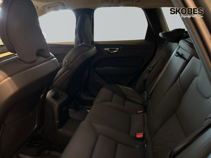 Bild 4 av Volvo XC60 T6 Plus Bright Nordic Edition