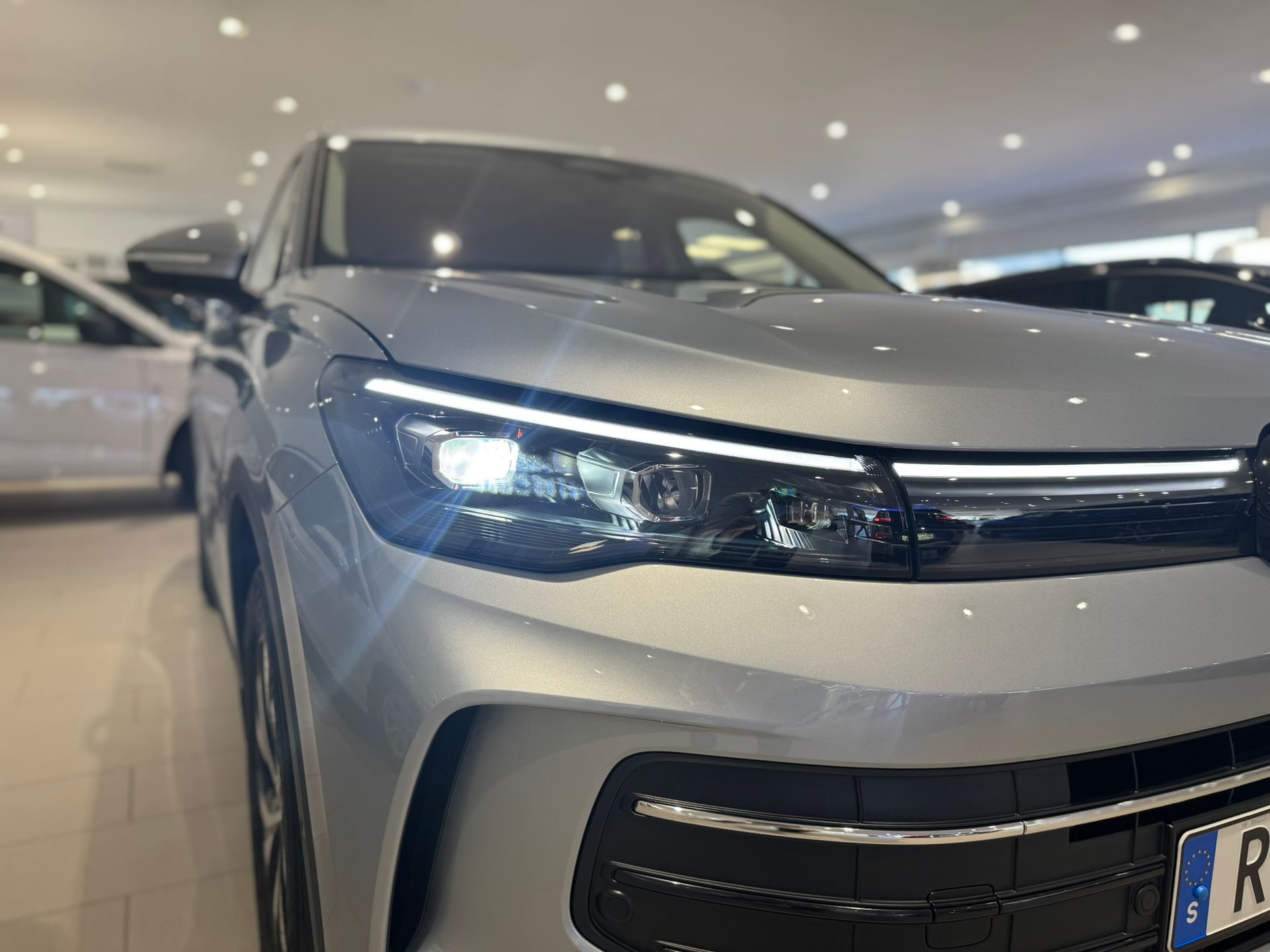 Volkswagen Tiguan 1.5 eTSI ACT OPF 2027, bild 6/10