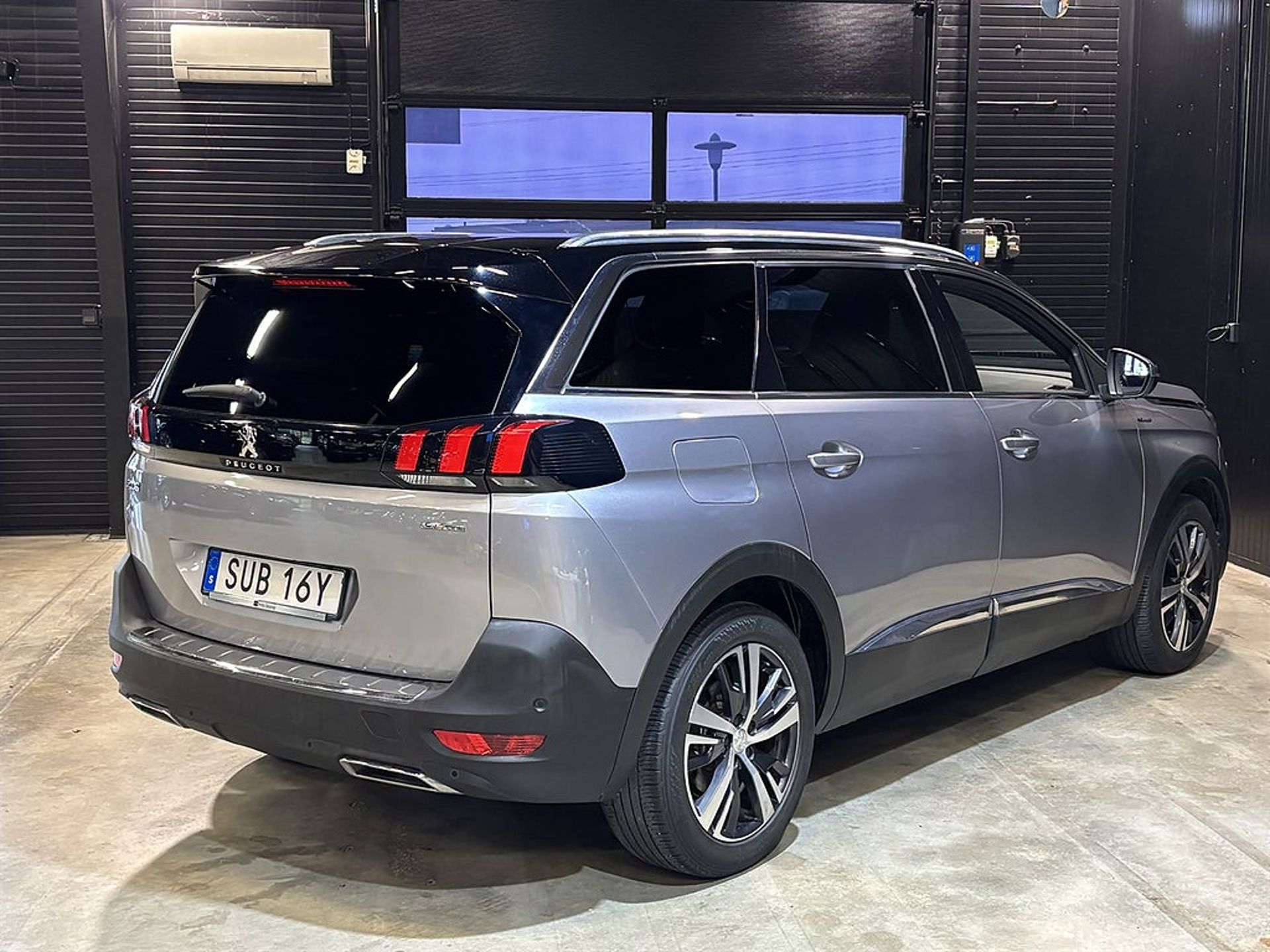 Peugeot 5008 2020, kuva 6/10