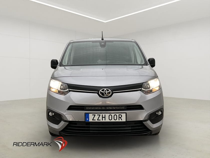 Bild 5 av Toyota ProAce City proace-city 1.5 Värmare Dragkrok B-Kamera CARPLAY