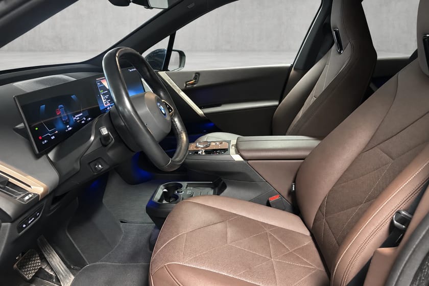 Bilde 4 av BMW iX xDrive40