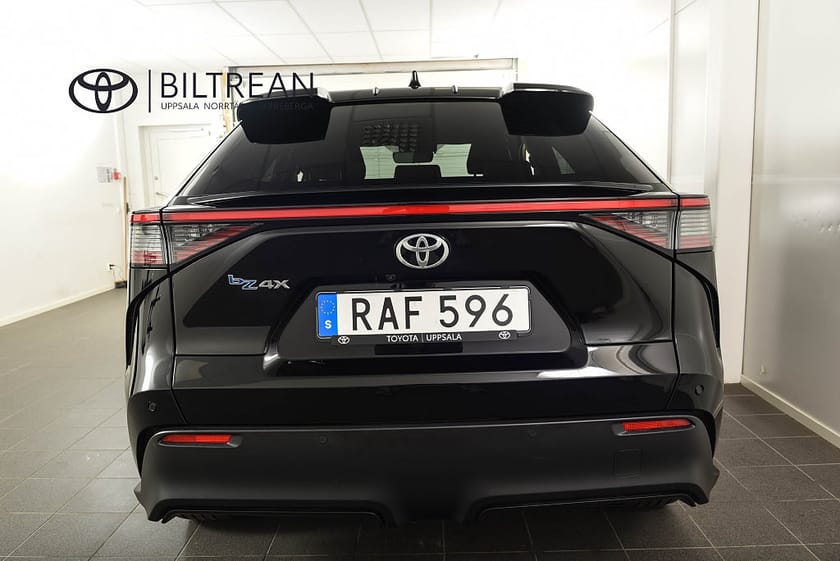 Bild 5 av Toyota bZ4X