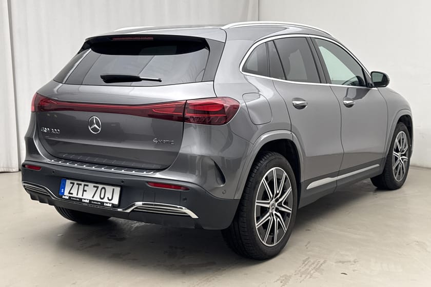 Bild 3 av Mercedes-Benz EQA 300 4MATIC