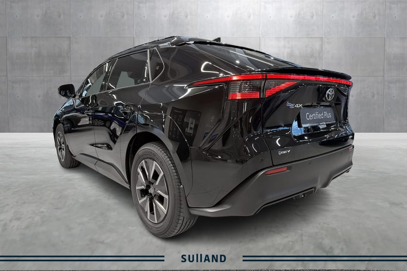 Bilde 3 av Toyota bZ4X ACTIVE TECH, TILHENGERFESTE, SORT/SORT