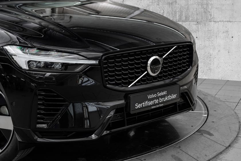Bilde 3 av Volvo XC60 T6 AWD Plug In Hybrid Ultra Dark 350Hk. Topputstyrt!