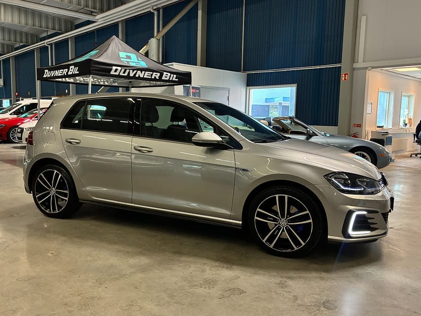 Bild 2 av Volkswagen Golf GTE 1.4 204Hk Pluspaket | Navi Pro | Värmare | Drag
