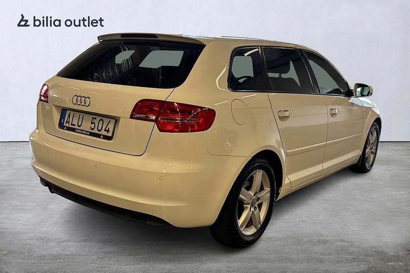 Bild 5 av Audi A3 Sportback 2.0 TDI S Tronic  S-Line/NYSERVAD/Kamrem bytt