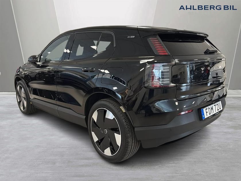 Bild 3 av Volvo EX30 Twin Motor Performance Plus🟢Halvautomatisk Dragkrok, Parkeringskamera bak, HarmanKardon PremiumSound, Baklucka Elmanövrerad, Google Play