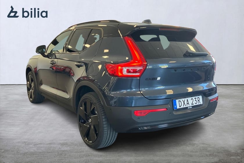 Bild 2 av Volvo EX40 Twin Motor Performance UltraBlack | Pano | H&K | 360 kamera