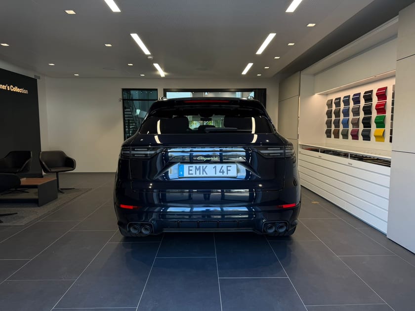 Bild 5 av Porsche Cayenne E-Hybrid Platinum Edition 462hk