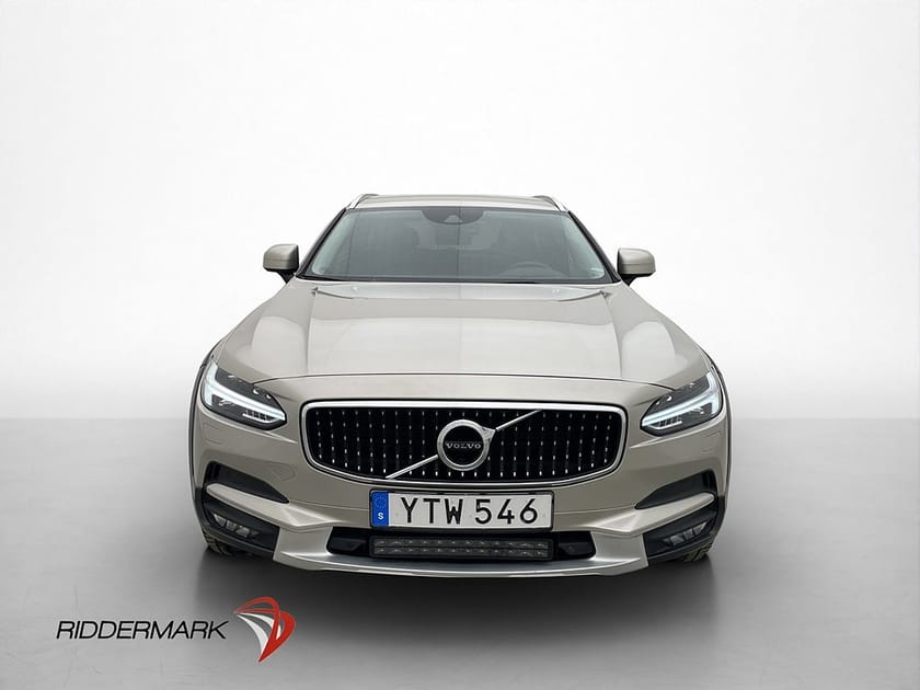 Bild 2 av Volvo V90 Cross Country D4 AWD Skinn H/K Drag HUD Värmare