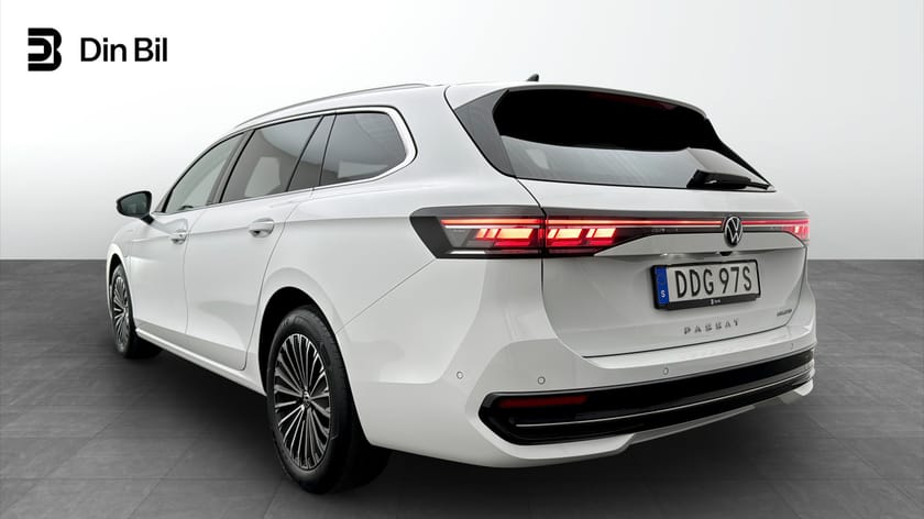 Bild 3 av Volkswagen Passat Variant eHybrid Elegance DSG DCC/Drag/P-värmare