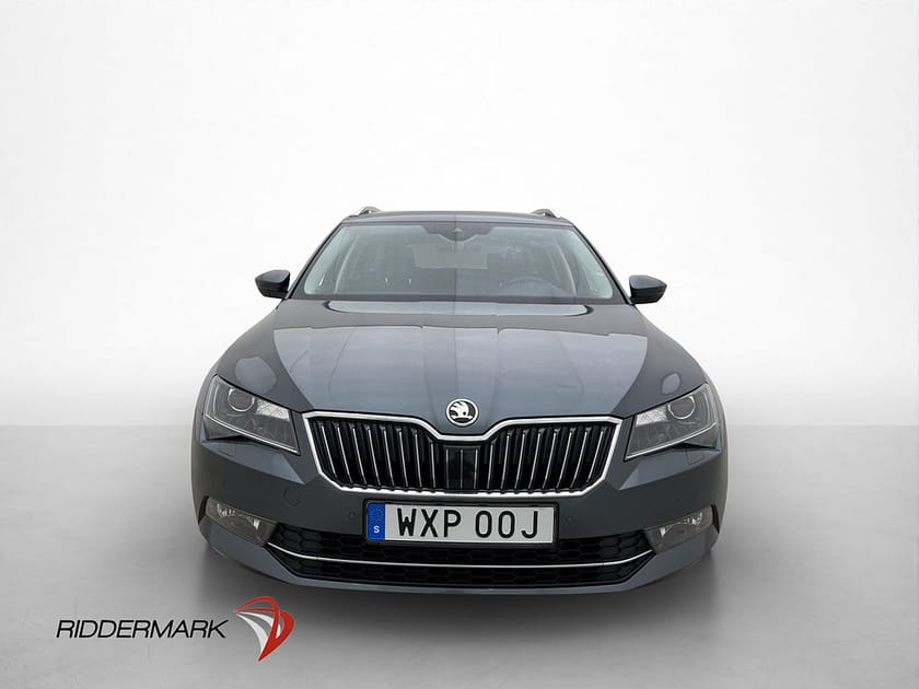 Bild 2 av Škoda Superb Kombi Skoda 1.5 TSI 150hk Värmare Kamera Canton Drag Skinn