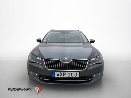 Škoda Superb Kombi Skoda 1.5 TSI 150hk Värmare Kamera Canton Drag Skinn