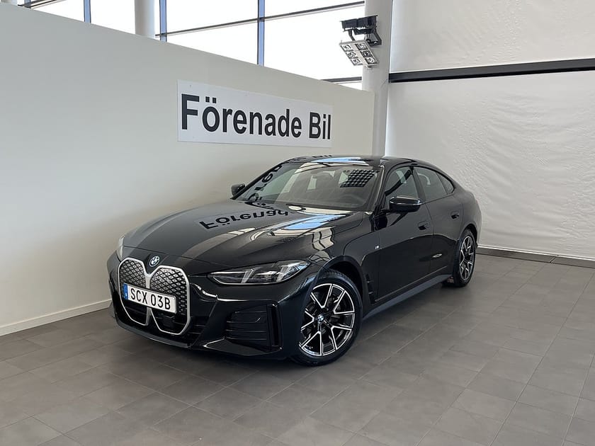 Bild 1 av BMW i4 eDrive40 Gran Coupé 4,95 ränta M Sport Rattvärme Drag Park Assist