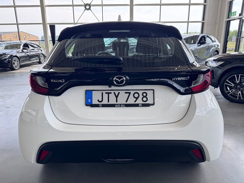Bild 4 av Mazda 2 Hybrid | Rattvärme | Backkamera | Moms
