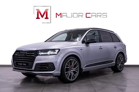 Audi Q7 3.0 TDI S-Line Pano BOSE RS-Stolar 22" Luft-F Matrix 272hk