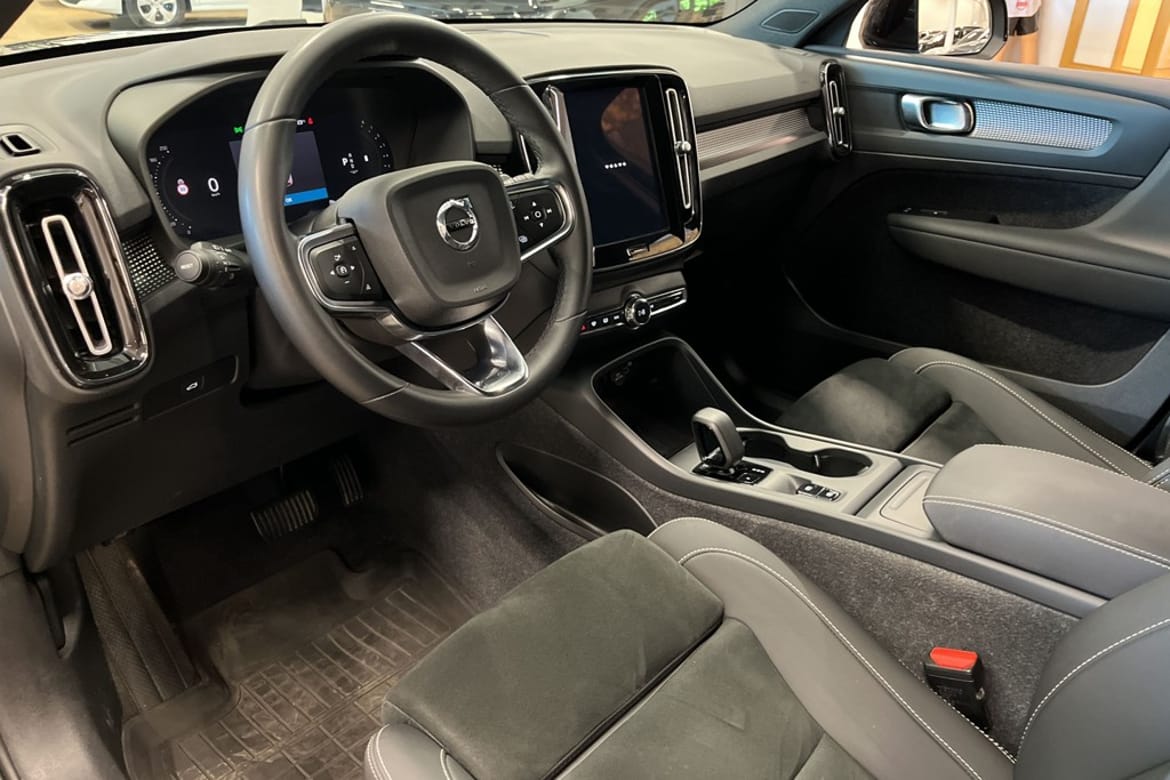 Volvo XC40 2024 - miniatyr 9