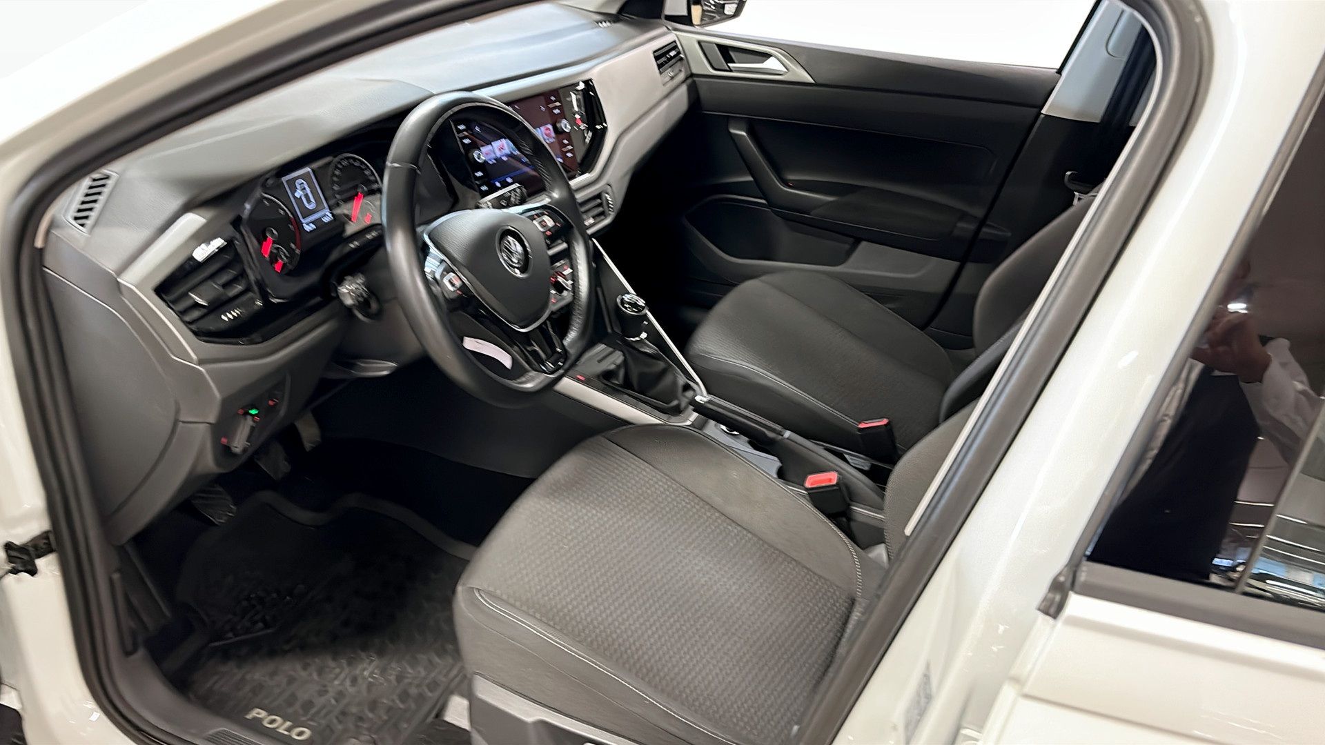 Volkswagen Polo 2019, bild 7/10
