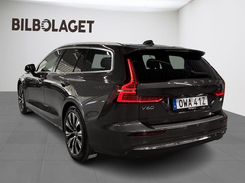Bild 3 av Volvo V60 Recharge T6 Core Edition Drag Kamera
