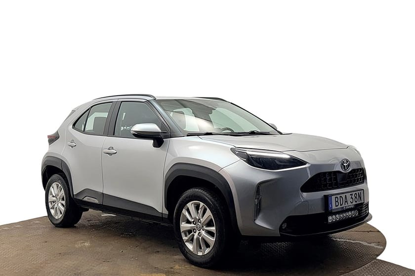 Bild 4 av Toyota Yaris Cross Hybrid AWD-i Kamera Rattvärme MOMS 116hk