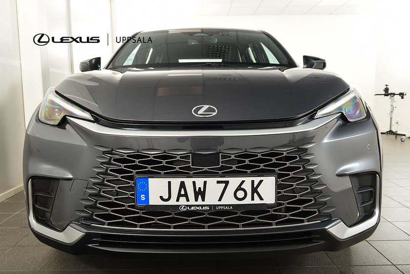 Bild 4 av Lexus LBX 1.5 E-CVT Relax Tech Backkamera Rattvärme Helskinn