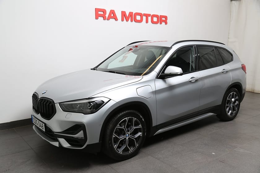 Bild 1 av BMW X1 xDrive25e Plug-in xLine Aut Navi Kamera Drag