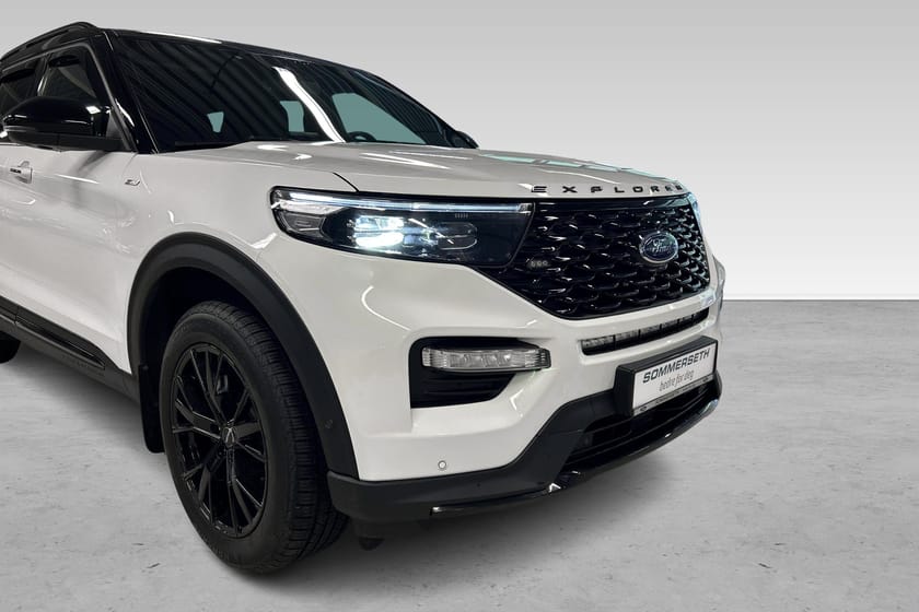 Bilde 3 av Ford Explorer Plug-In Hybrid 3,0 V6 PHEV ST-LINE MASSASJE/ KJØLING I SETER, APP +++