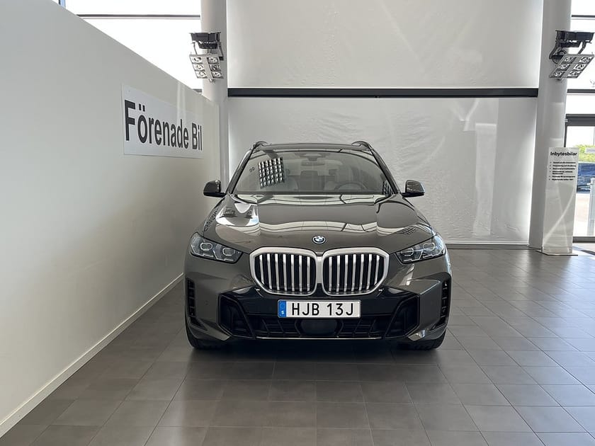 Bild 2 av BMW X5 xDrive50e 3,95 ränta M Sport Drag H/K Panorama