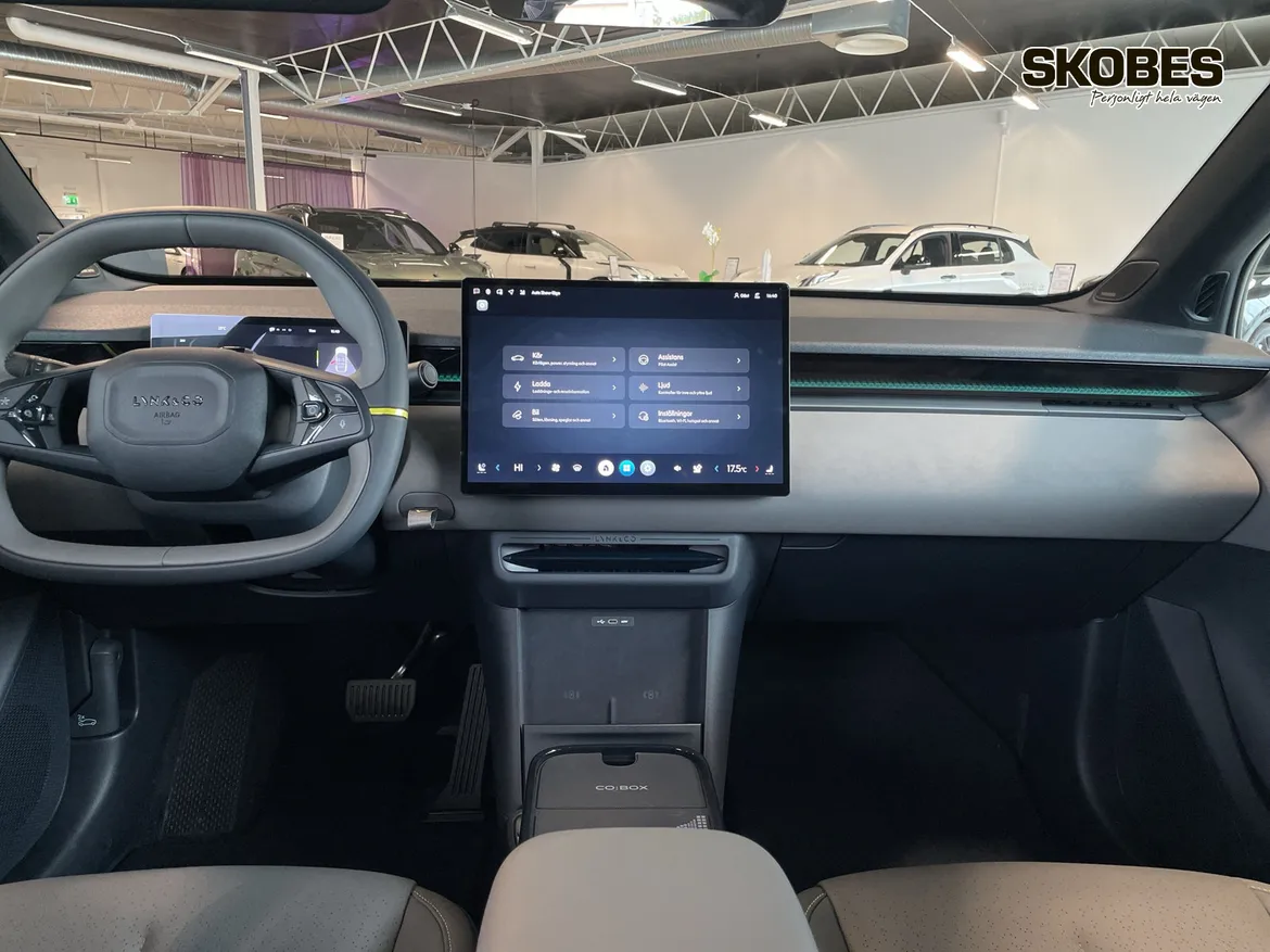 Lynk & Co 02 EV