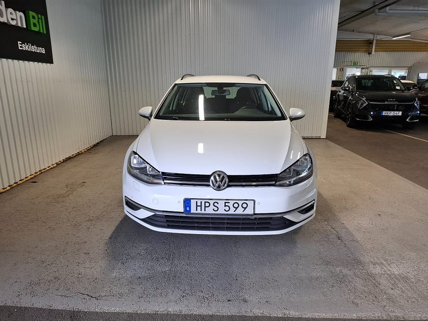 Bild 2 av Volkswagen Golf Sportscombi 1.4 TSI manuell Carplay