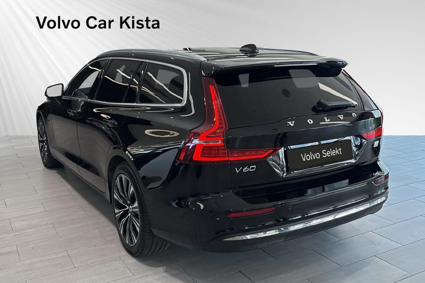 Bild 4 av Volvo V60 Recharge T6 Core Edition B-Kamera