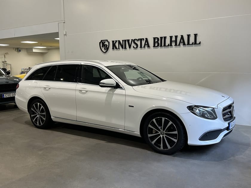 Bild 3 av Mercedes-Benz E 300 de T PLUG-IN 9G-Tronic Moms Widescreen Drag 306hk