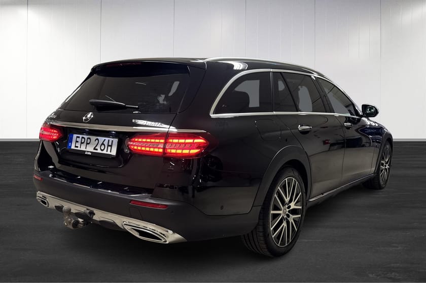 Bild 4 av Mercedes-Benz E 400 d 4MATIC All-Terrain Premium Plus/Drag/Värmare/Förarassistans