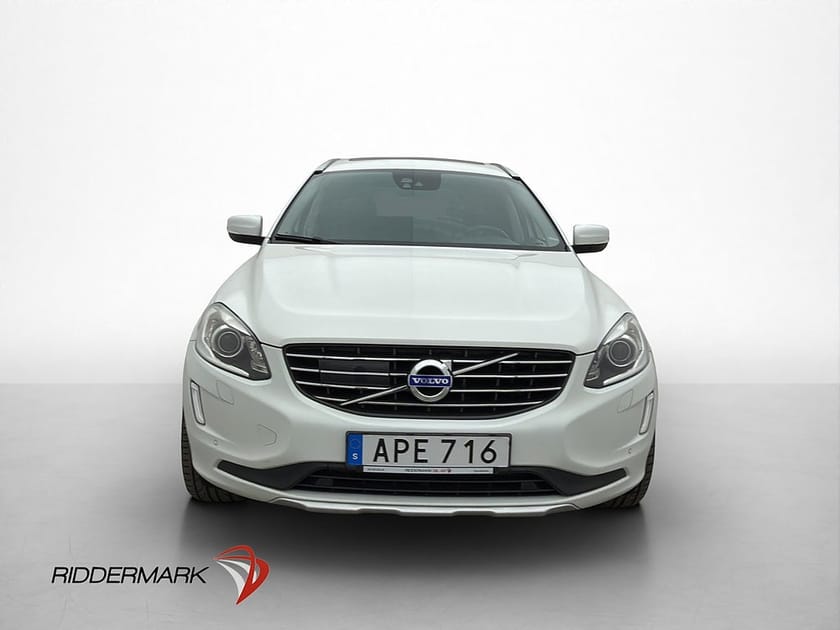 Bild 2 av Volvo XC60 D5 AWD 215hk Summum Pano Värmare Skinn Navi BLIS