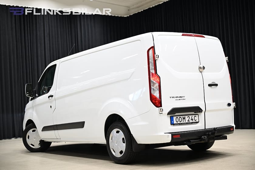 Bild 4 av Ford Transit Custom 340 130HK Lång|Inredd|LED|Drag|Värmare|NyKamrem|Moms