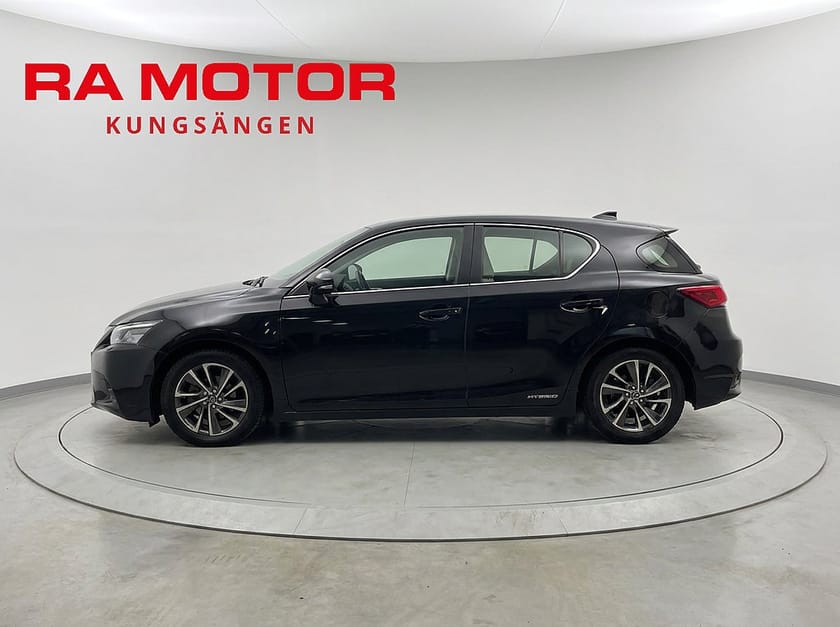Bild 3 av Lexus CT 200h 136hk | F-Sport | Backkamera | Läder | Keyless