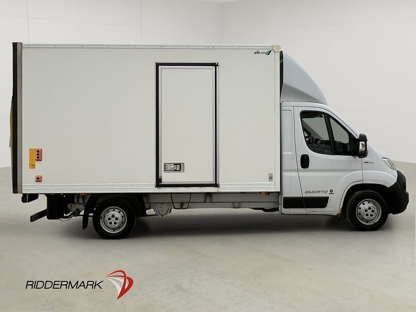 Bild 2 av Fiat Ducato Van 2.3 BAKGAVELLYFT Automat Värmare Sidodörr Moms
