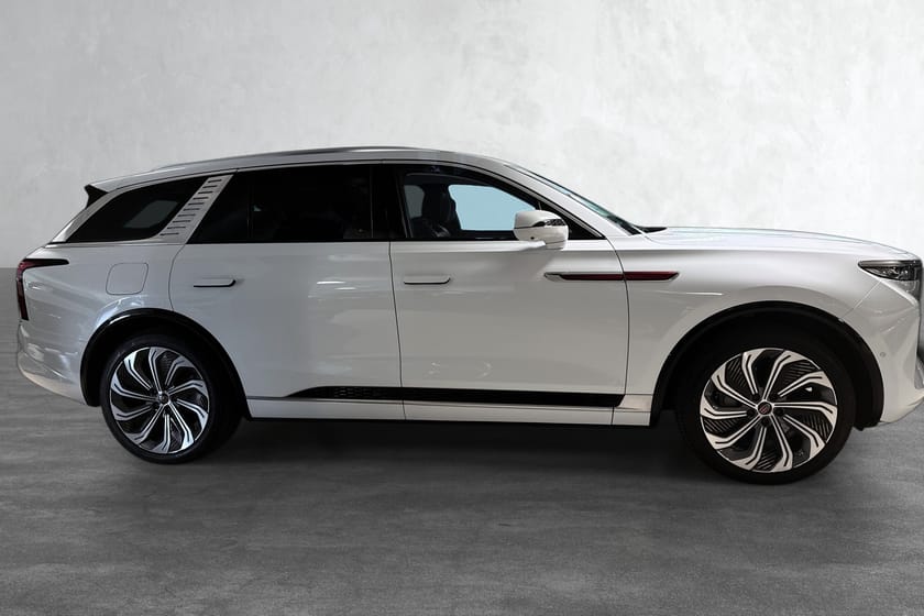 Bilde 4 av Hongqi E-HS9 Exclusive+ Luftfjæring/ 515 km WLTP/ 6-seter/ massasje/soltak