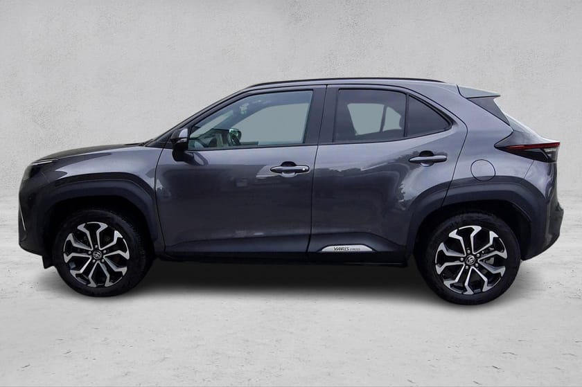 Bilde 2 av Toyota Yaris Cross Hybrid 115 AWD-i Active - LED - Adaptiv cruise - Ryggekam.