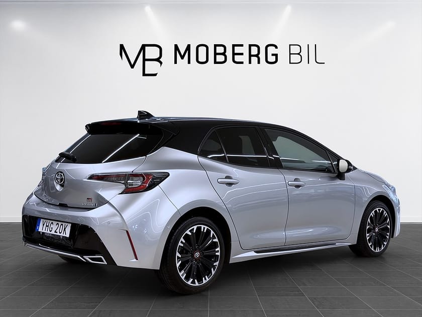 Bild 4 av Toyota Corolla Hybrid e-CVT 122hk GR Sport B-Kamera