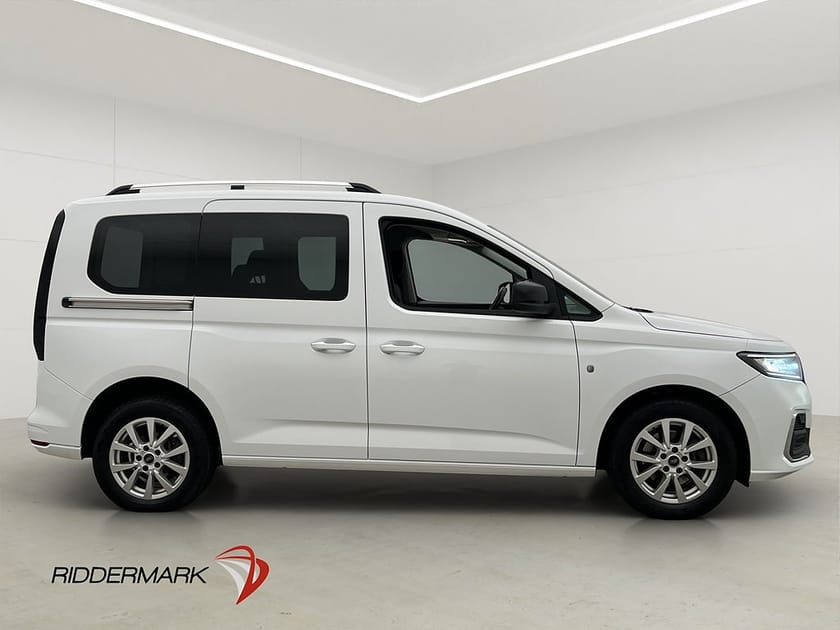 Bild 2 av Ford Tourneo Connect Värmare Drag B-Kam 5-Sits CARPLAY Moms