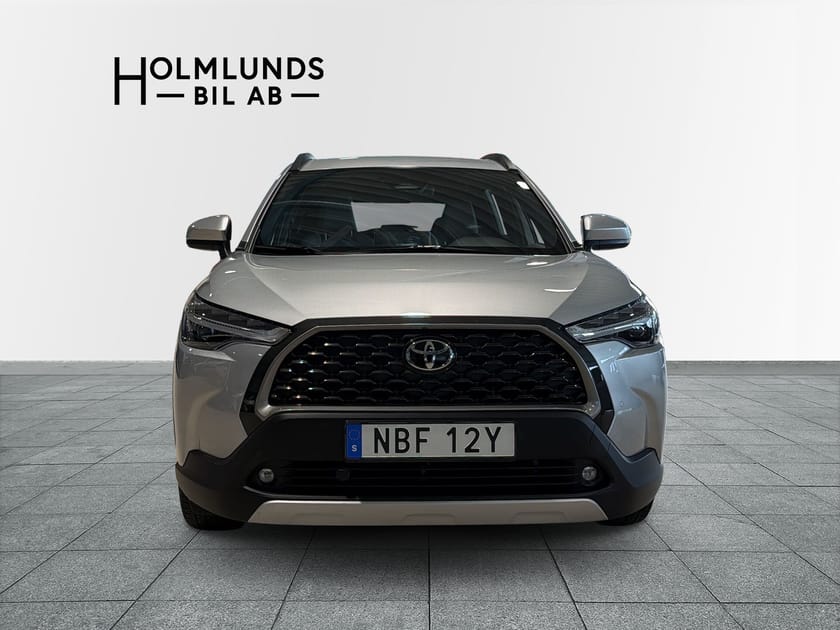 Bild 5 av Toyota Corolla Cross Hybrid AWD-i 2,0 style Pluspaket v-hjul