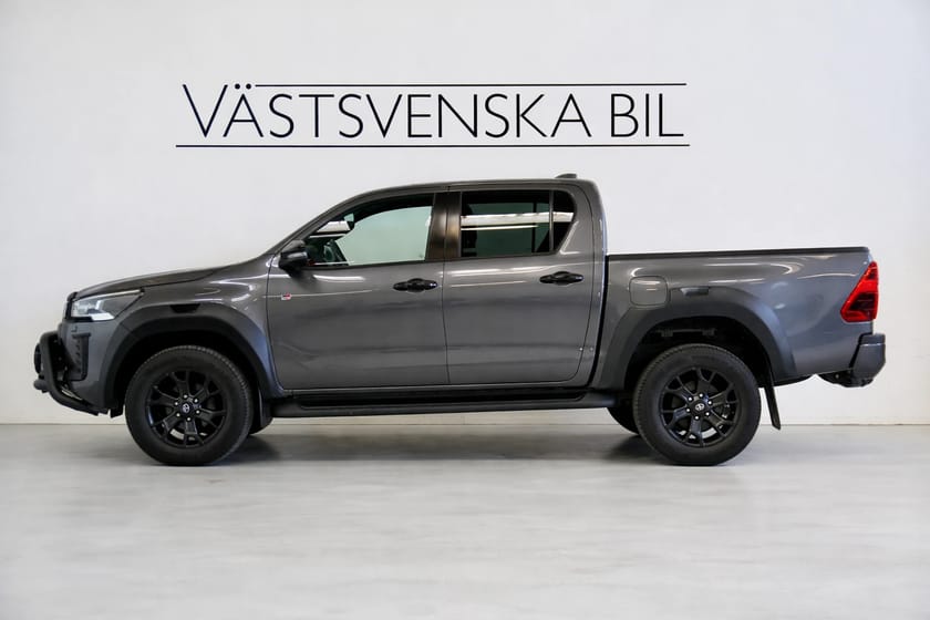 Bild 2 av Toyota Hilux Dubbelhytt 2.8 4WD GR Sport Drag/Värmare/MOMS