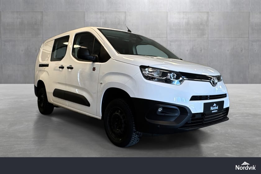 Bilde 2 av Toyota ProAce City L2 lang | 4x4 | skyvedør begge sider | lav km