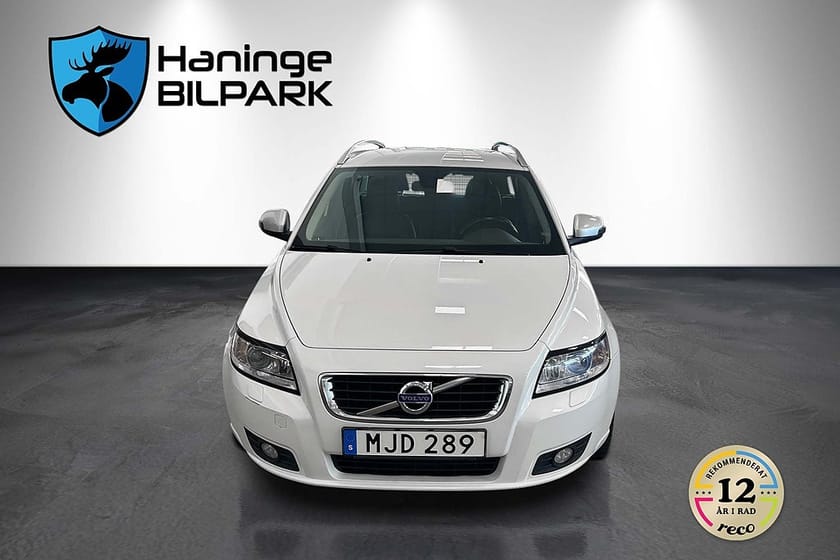 Bild 3 av Volvo V50 D2 MOMENTUM CLASSIC SUPERDEAL 3.95% / SKINN / VÄRMARE