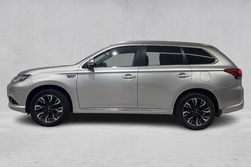 Bilde 5 av Mitsubishi Outlander PHEV 2,4 Instyle+ 4x4 Aut | Krok | Skinn