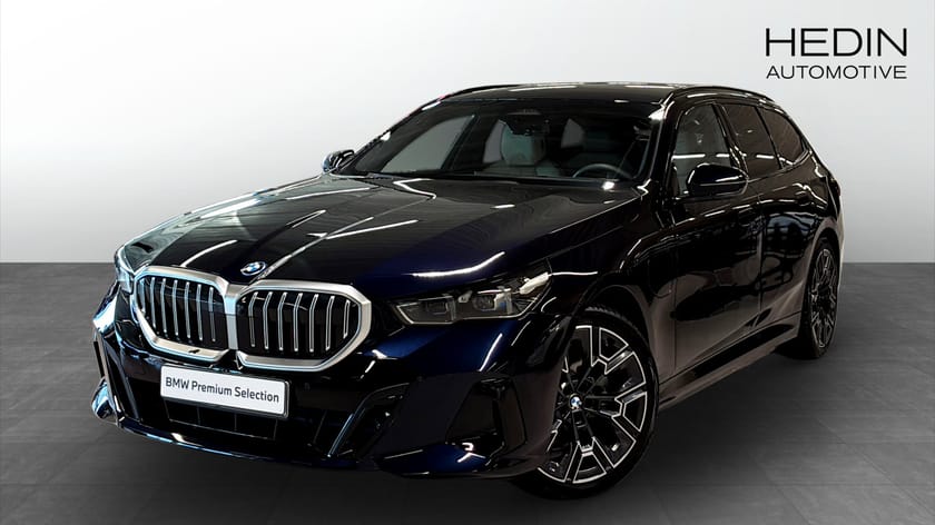Bild 1 av BMW 530e xDrive Touring M Sport Business Drag B&W