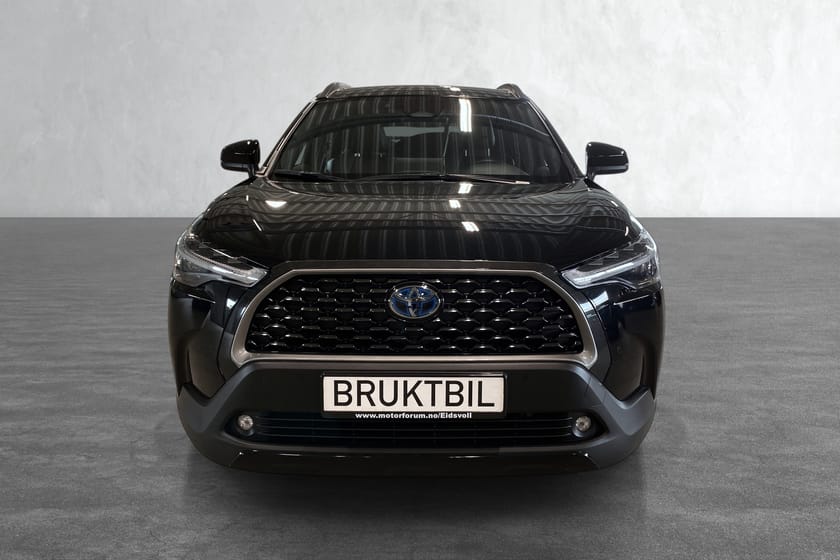 Bilde 2 av Toyota Corolla Cross Hybrid AWD-i |AWD|Executive|Navigasjon|+++|