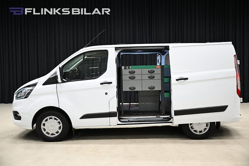 Bild 1 av Ford Transit Custom 300 130HK Automat|Dubbeldörr|Inredd|EnÄgare|NyKamrem